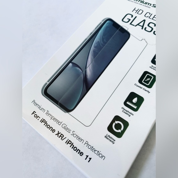 Screen Protector for iPhone 11 / XR tempered HD clear Glass crystal clarity - Picture 3 of 3